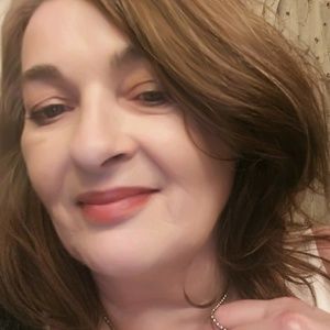 Meet your Posher, Lisa m